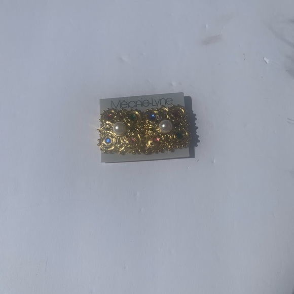 2/$19 RARE!! NEW 80’s Clip On earrings — the Original packag… - Picture 4 of 8